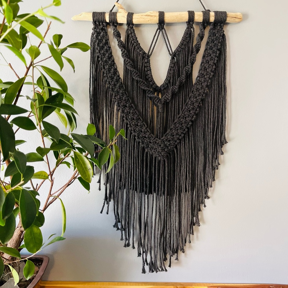 Macrame wall hanging- Handmade - Picture 1 of 2